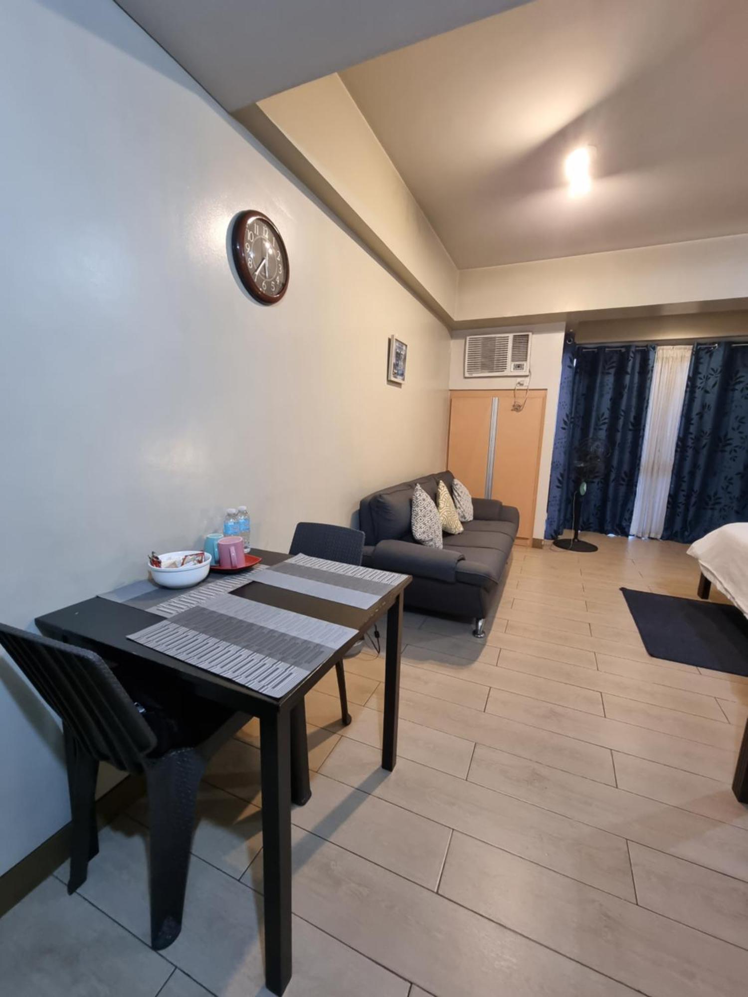 Palm Tree Condos Near Mnl Airport Terminal 3 By Elr Manila Exterior photo
