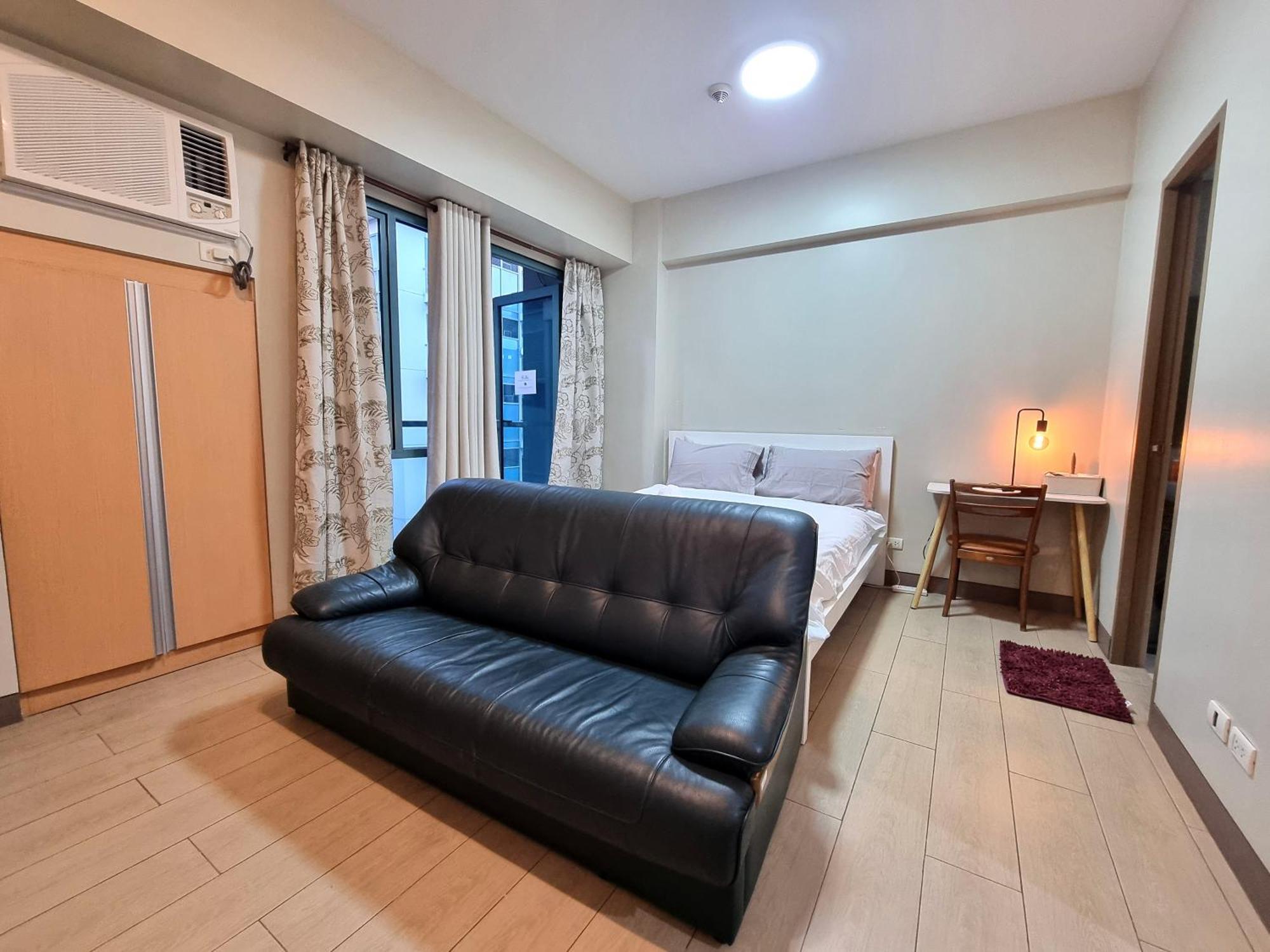 Palm Tree Condos Near Mnl Airport Terminal 3 By Elr Manila Exterior photo
