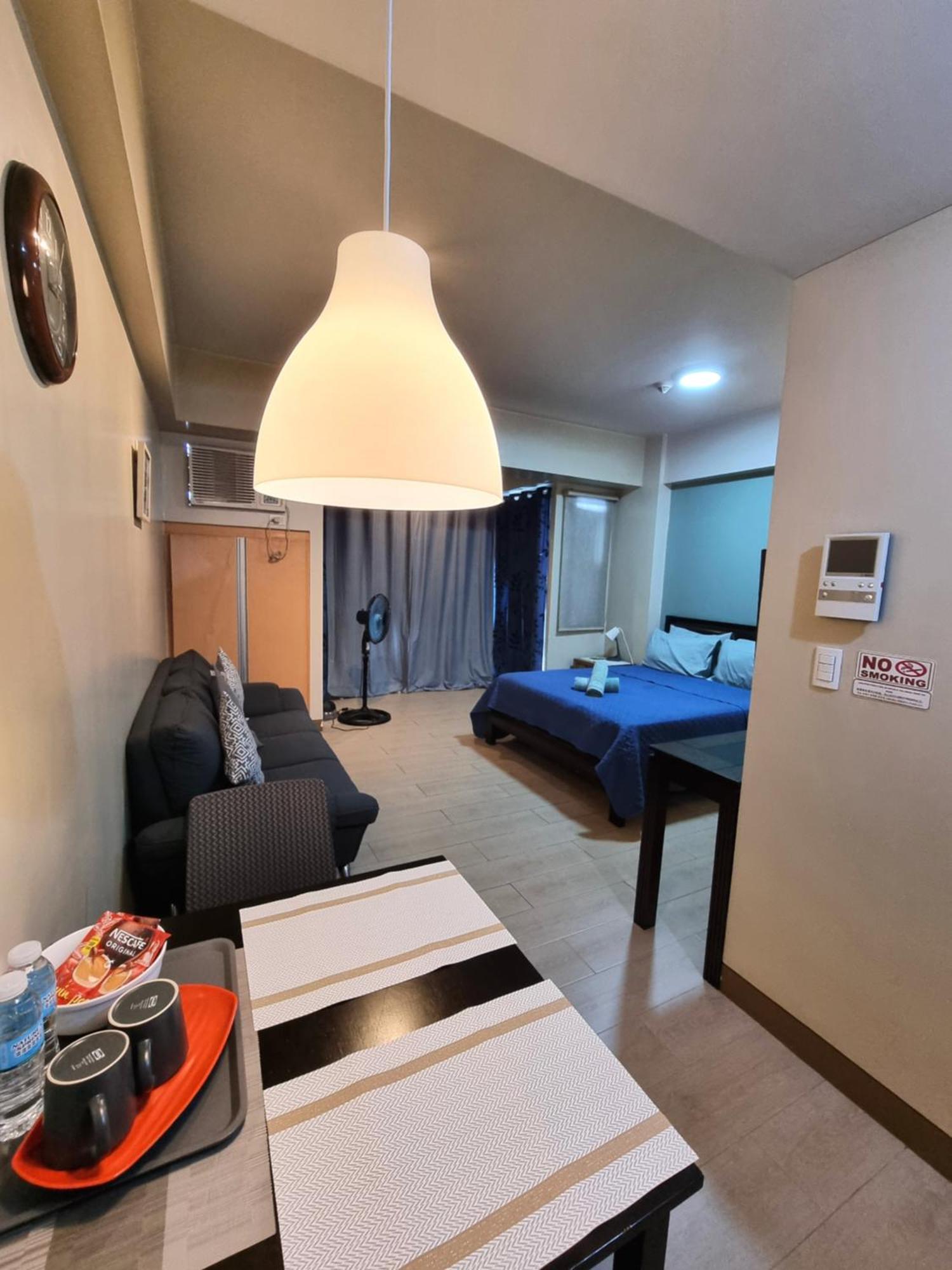 Palm Tree Condos Near Mnl Airport Terminal 3 By Elr Manila Exterior photo