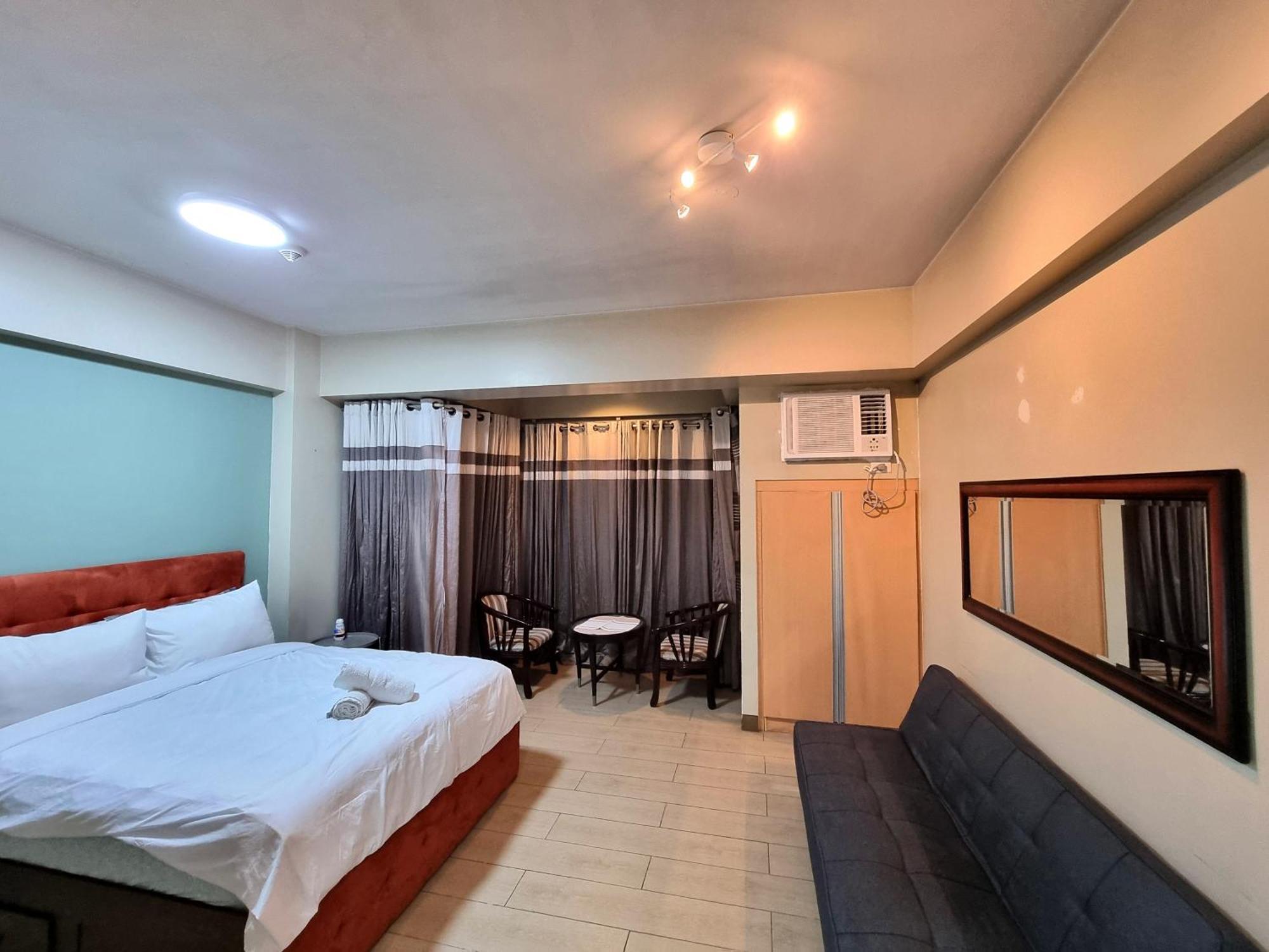 Palm Tree Condos Near Mnl Airport Terminal 3 By Elr Manila Exterior photo