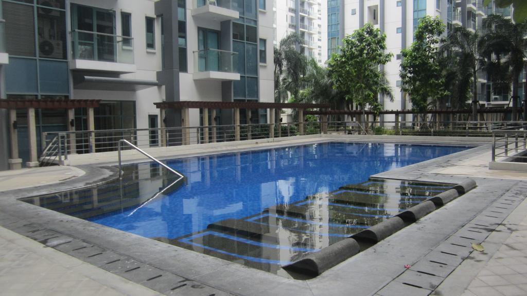 Palm Tree Condos Near Mnl Airport Terminal 3 By Elr Manila Exterior photo